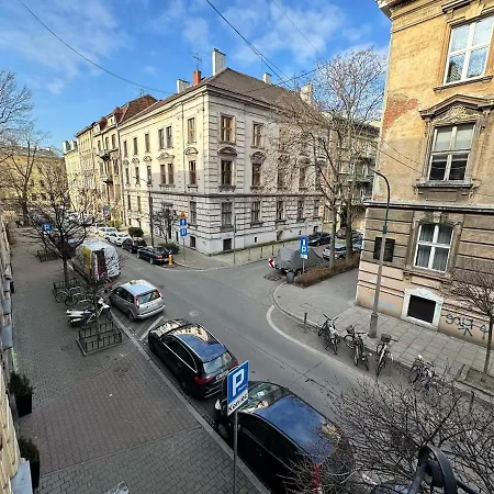 Fantastic Krk - Gr6 Pokoj I Krakow Exterior photo